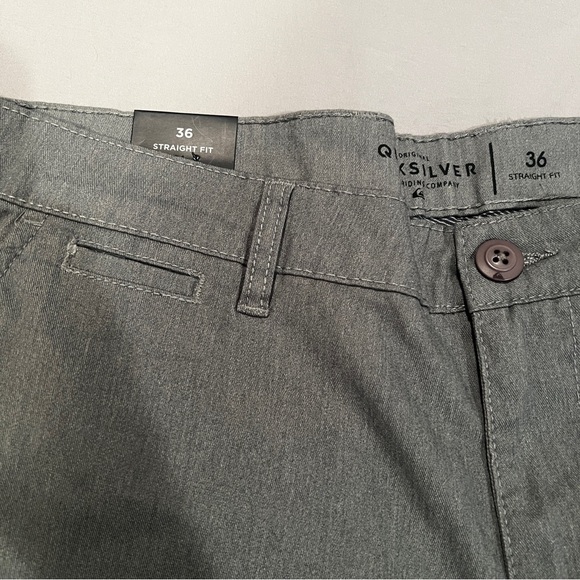 QUIKSILVER STRAIGHT FIT SHORTS🏝️ - Picture 7 of 11